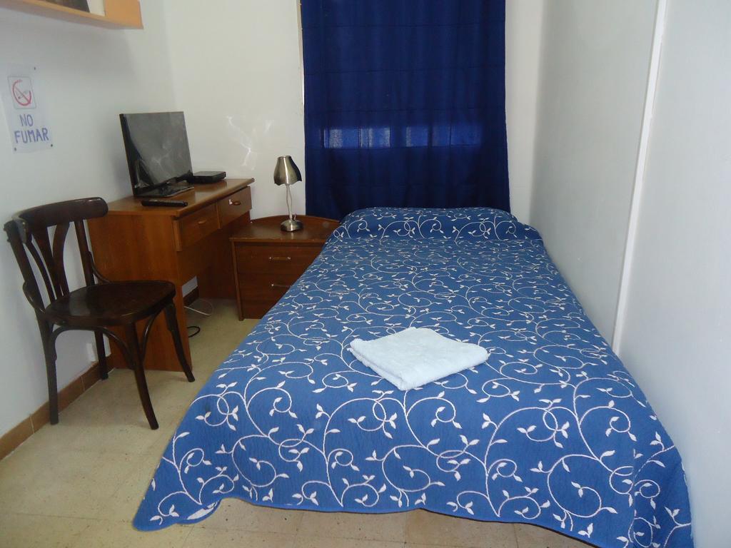 Hotel Pension Mode Lleida Rom bilde